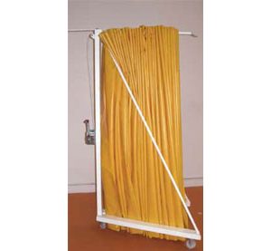 Division curtain portable